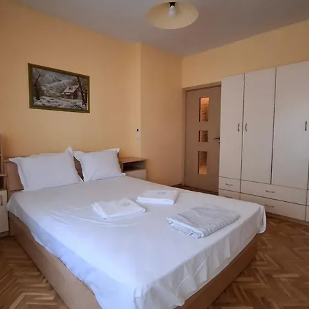 Julia - Cosy Apartment Varna